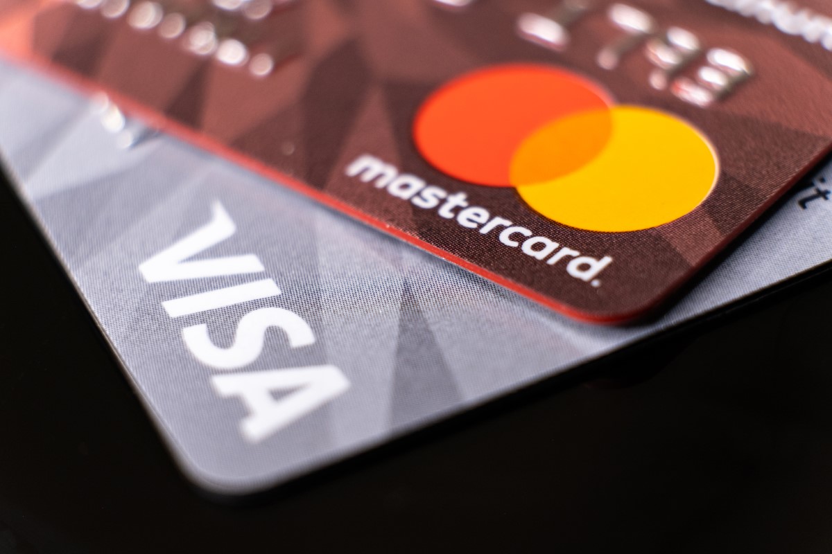 désavantages des cartes Visa et Mastercard